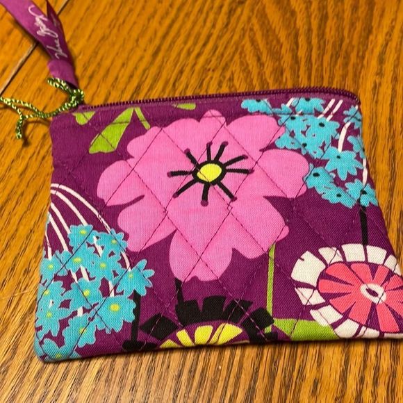 VERA Bradley coin purse Flutterby - Picture 1 of 4